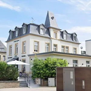 Charly's Gare Hotel