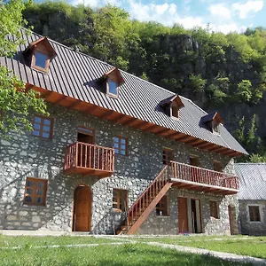 Bujtina Berishta Albania